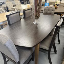 Dining Set // Mesas // Comedores// Disponibles// In Stock 