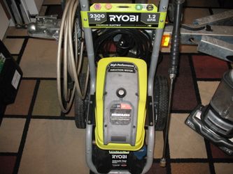 PRESSURE WASHER 2300 PSI