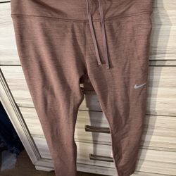 Nike Women’s Dri-Fit Leggings Size Large