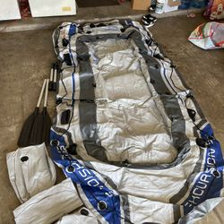 Boat w/trolling motor battery/charger