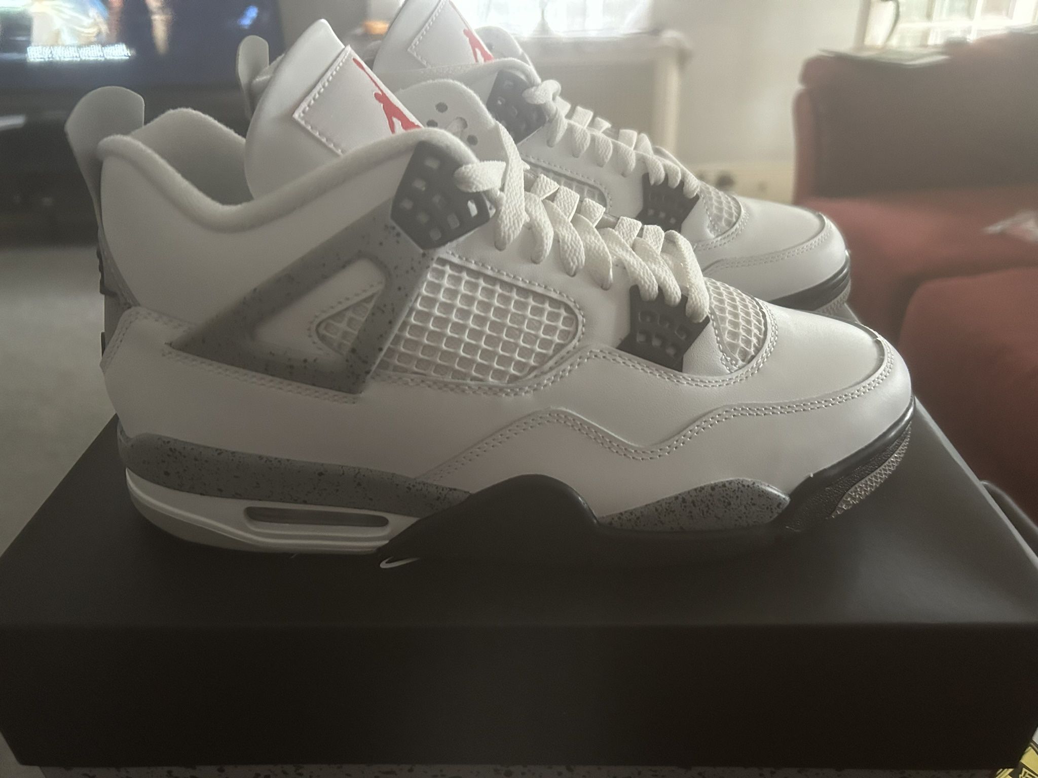 Jordan 4 White Cement Size 10 (Deadstock)