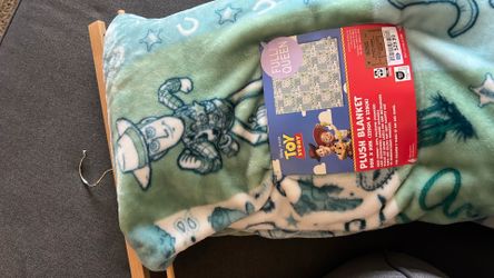 Viral Toy story blanket