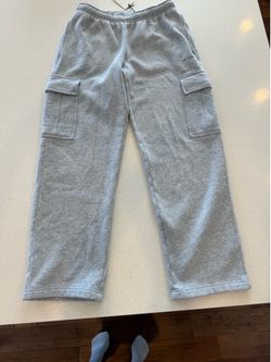 Aritzia Cargo sweats med