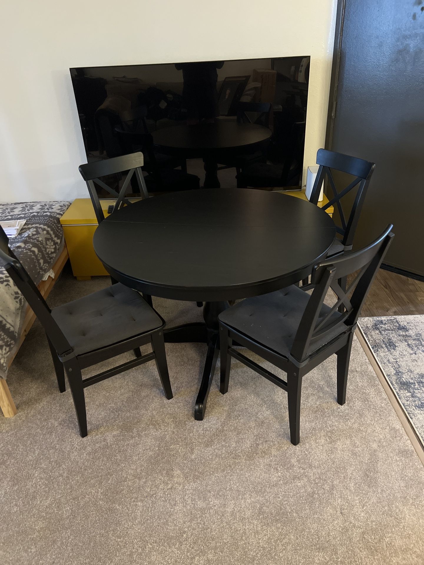 Dining Table With Chairs