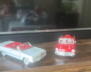 Rare 1:18 Diecast Chevrolet Collection – 1957 Bel Air & 1963 Impala – Metal Models –