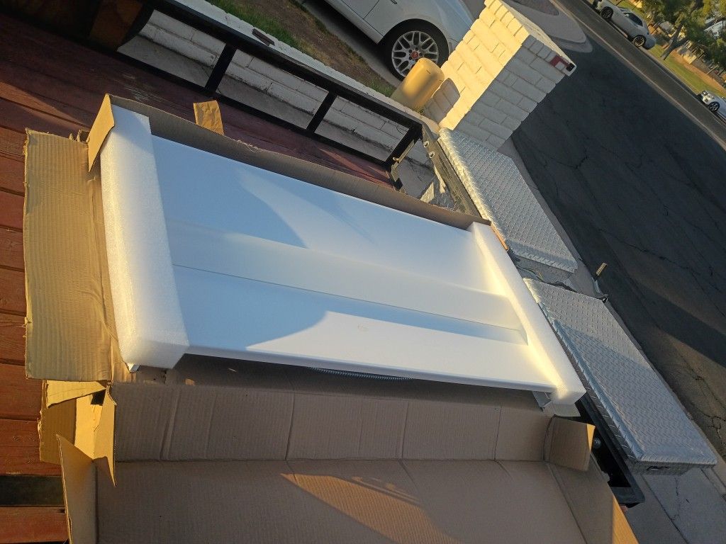 Free 2x4 Led Troffer Light Fixture 120-277 Free