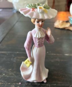 Figurine