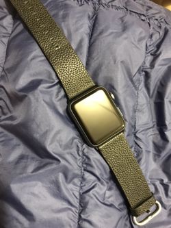 Apple watch, 1st gen, have box and extra band