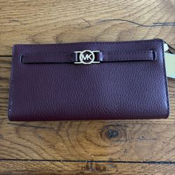 Michael Kors Wallets