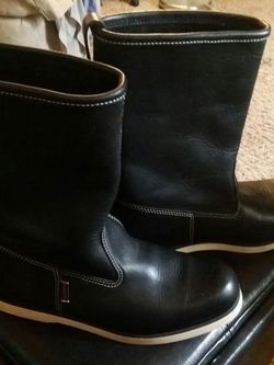 Sebago Boots in great condition.