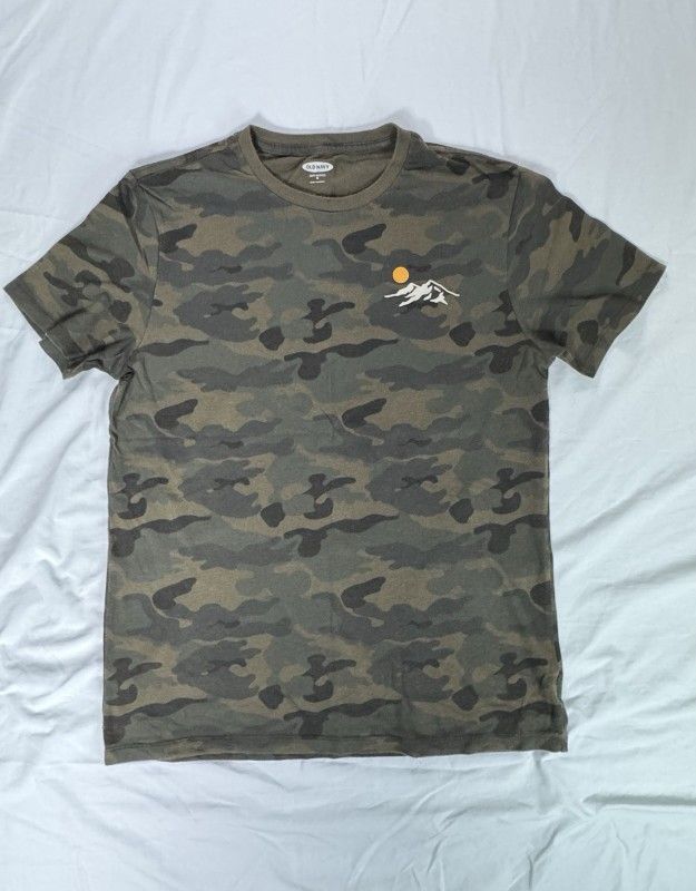 Shirt Mens Medium Green Camouflage Short Sleeve Graphic Logo Stretch