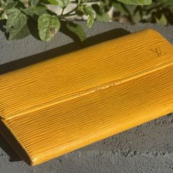 Louis Vuitton Porte Monnaie Billets Tresor Wallet (Yellow)