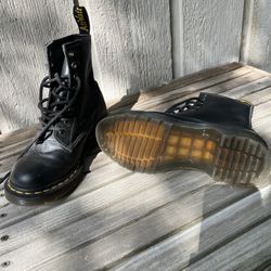 Dr Martens Original Boots Size EU 36/ US 5 Brand New