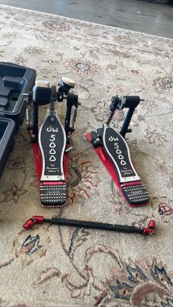 DW 5000 Double Kick Pedal + Bonus 3rd Pedal  - Estate Sale