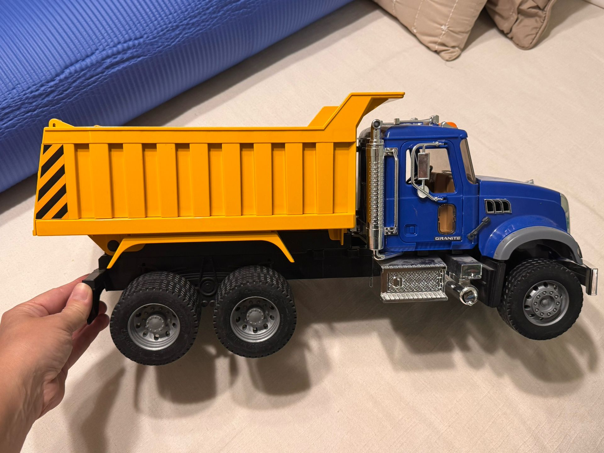 Toys- Bruder Dump Truck, Driven Backhoe Loader