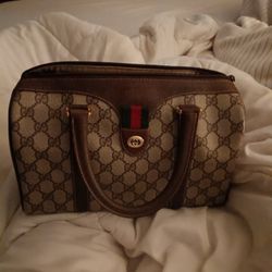 Gucchi Purse