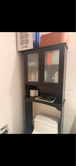 Bathroom organizer