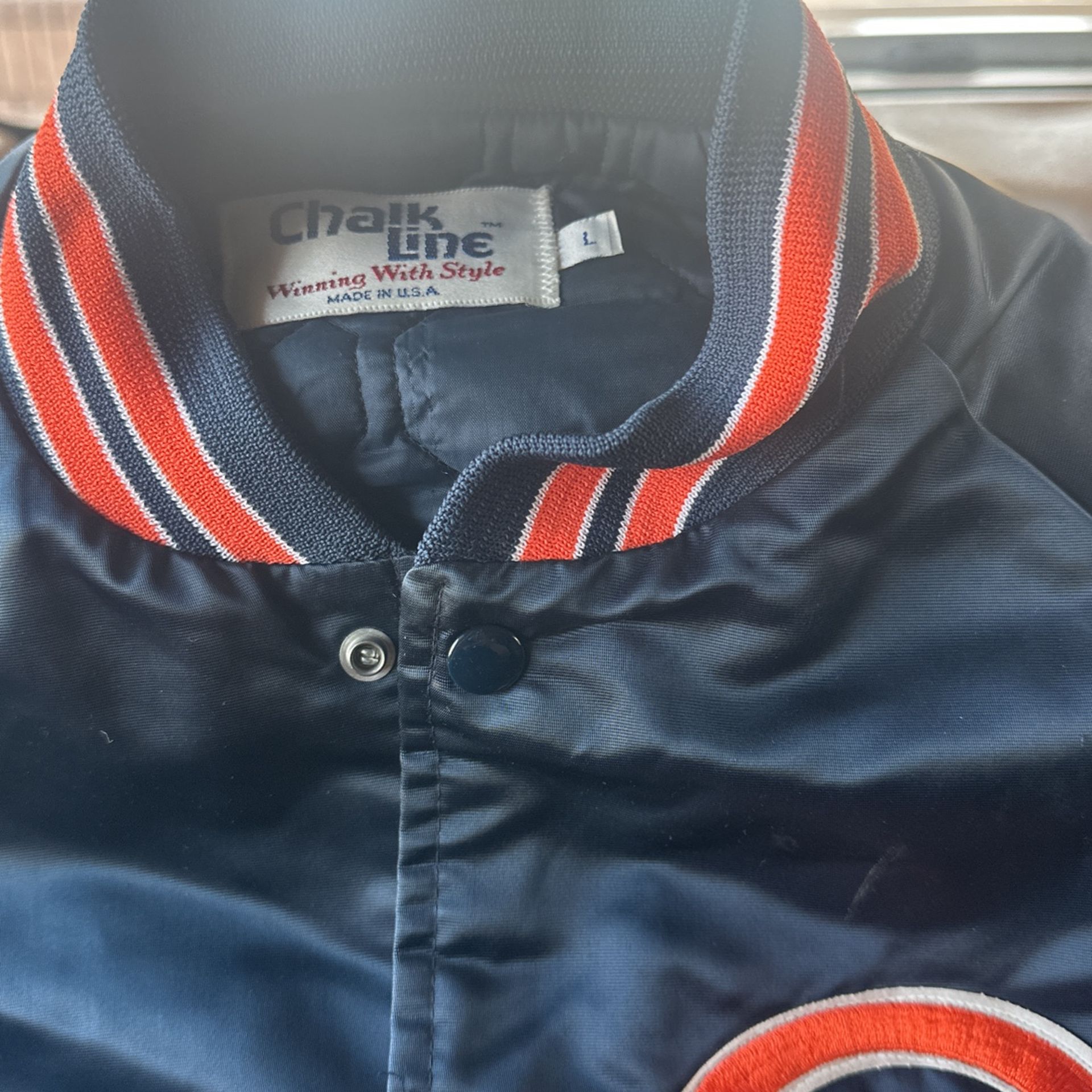 old chalk line bears jacket size Large