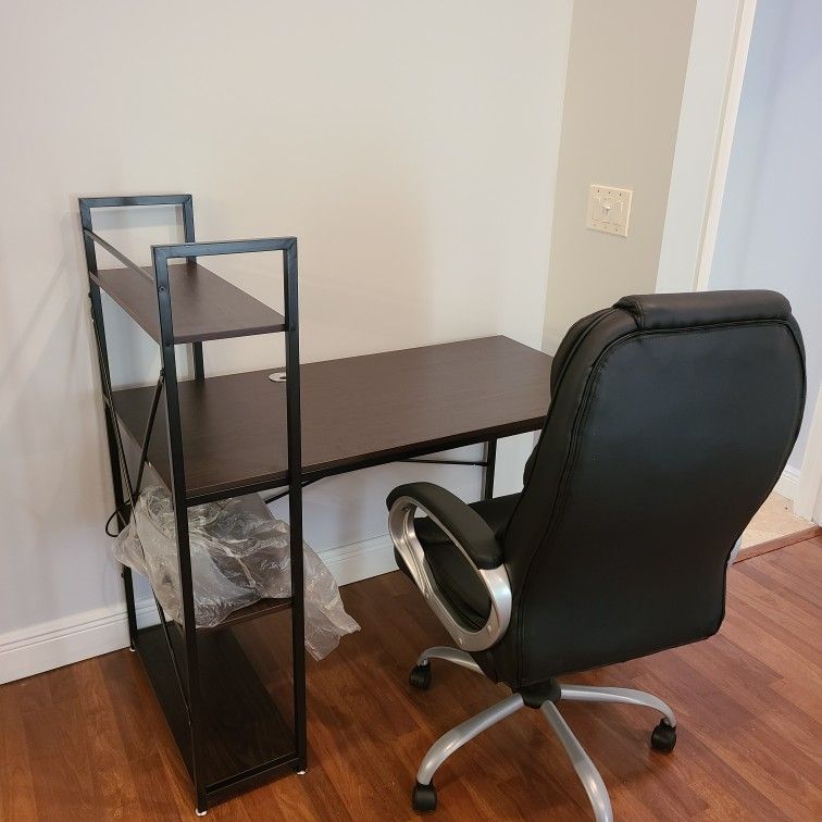 Computer Desk With Shelves