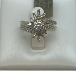 14K Gold Diamond Ring. New 