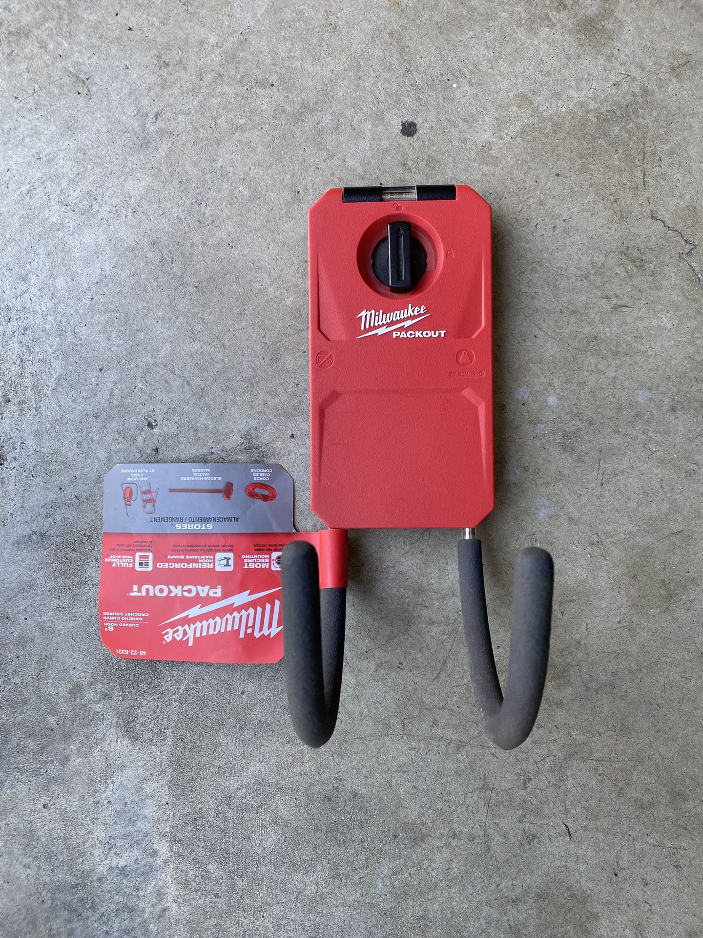 Milwaukee PACKOUT Curved Utility Hook