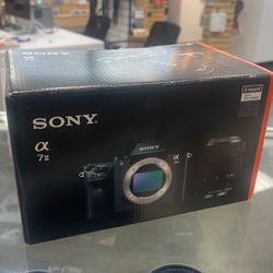 Sony A7ii Camera With 28-70mm Lens 