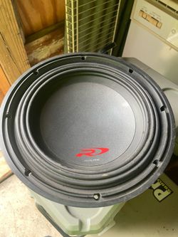 Alpine type R 10” sub and alpine V power amp