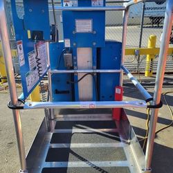 FOR SALE: 2017 Genie GR-12 Vertical Lift | ~21 Hours | $6,499 + Tax (OBO)