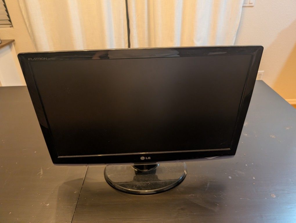 LG Monitor