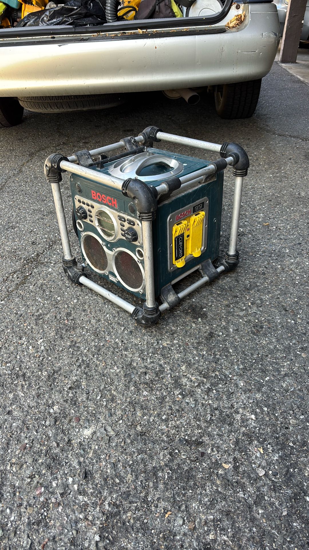 Bosch Power Box And Radio 