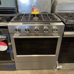 Kitchen Aid Gas Stove (Take It Home In Payments/Llevalo A Casa En Pagos) Read Description