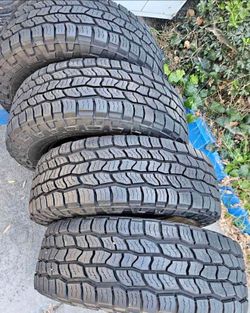285/75/18 Cooper vendo un set de llantas usadas excelente condiciones de vida las 4 ✅🤩I am selling a set of used tires, all 4 in excellent living con