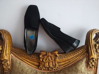 Women Shoes Size 10 New In Box