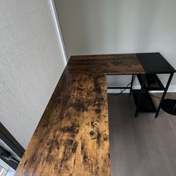 L-Shaped Desk (brown/ black)