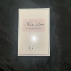Miss Dior Blooming bouquet 
