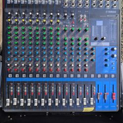 Yamaha MG16XU Mixing Console 