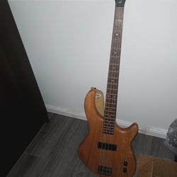 Dean Bass Guitar 