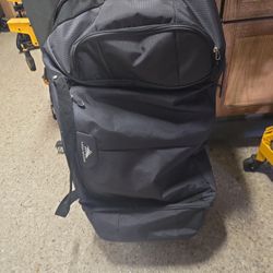 34" High Sierra Duffle Bag Luggage
