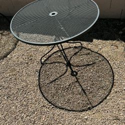 Patio Table , Table , Tables , Outdoor Furniture, Yard , Yards  Patio , Patios 