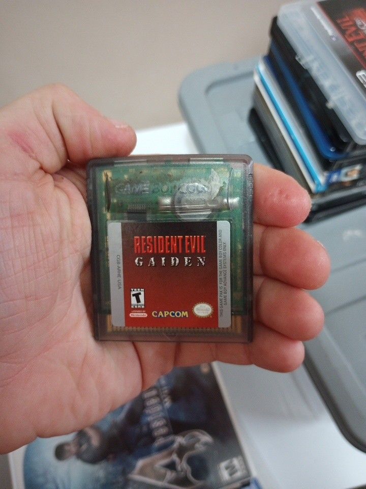 Resident Evil Gaiden Game Boy Color Tested Cartridge Only