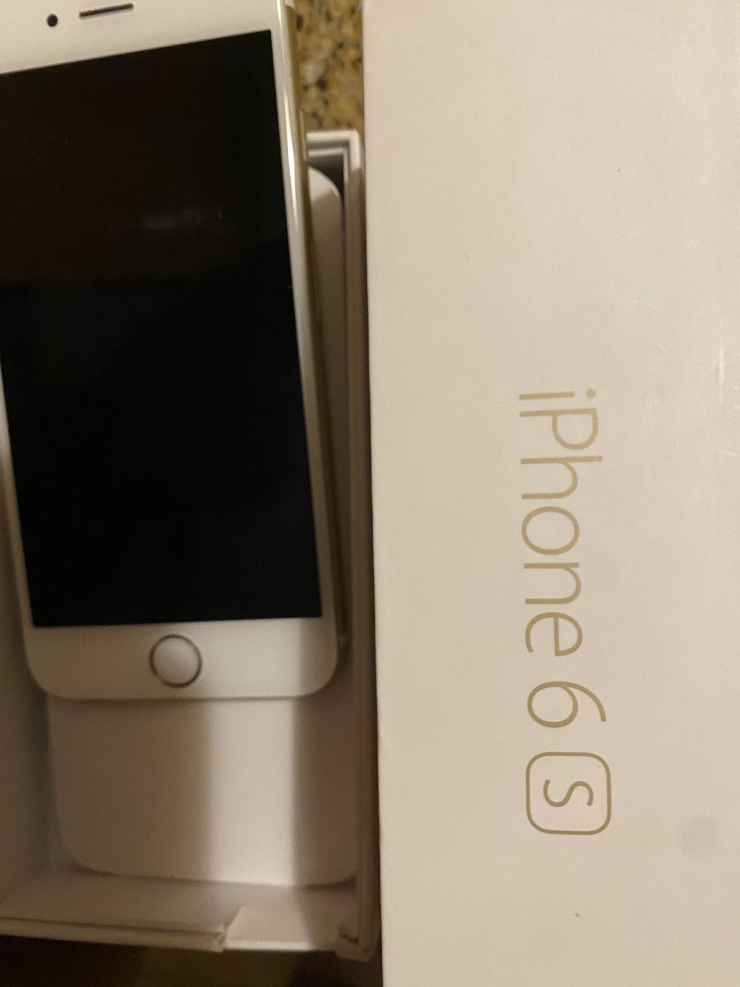 iPhone 6 s. Very clean , bought as a back up unit. Buy it for $130’and get $400 off new phone at t mobile