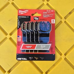 Milwaukee
1-3/8 in. Carbide Universal Fit Extreme Metal Cutting Multi-Tool Oscillating Blade (5-Pack)