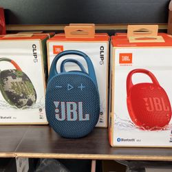 JBL Clip 5 Portable Waterproof Wireless Speaker 