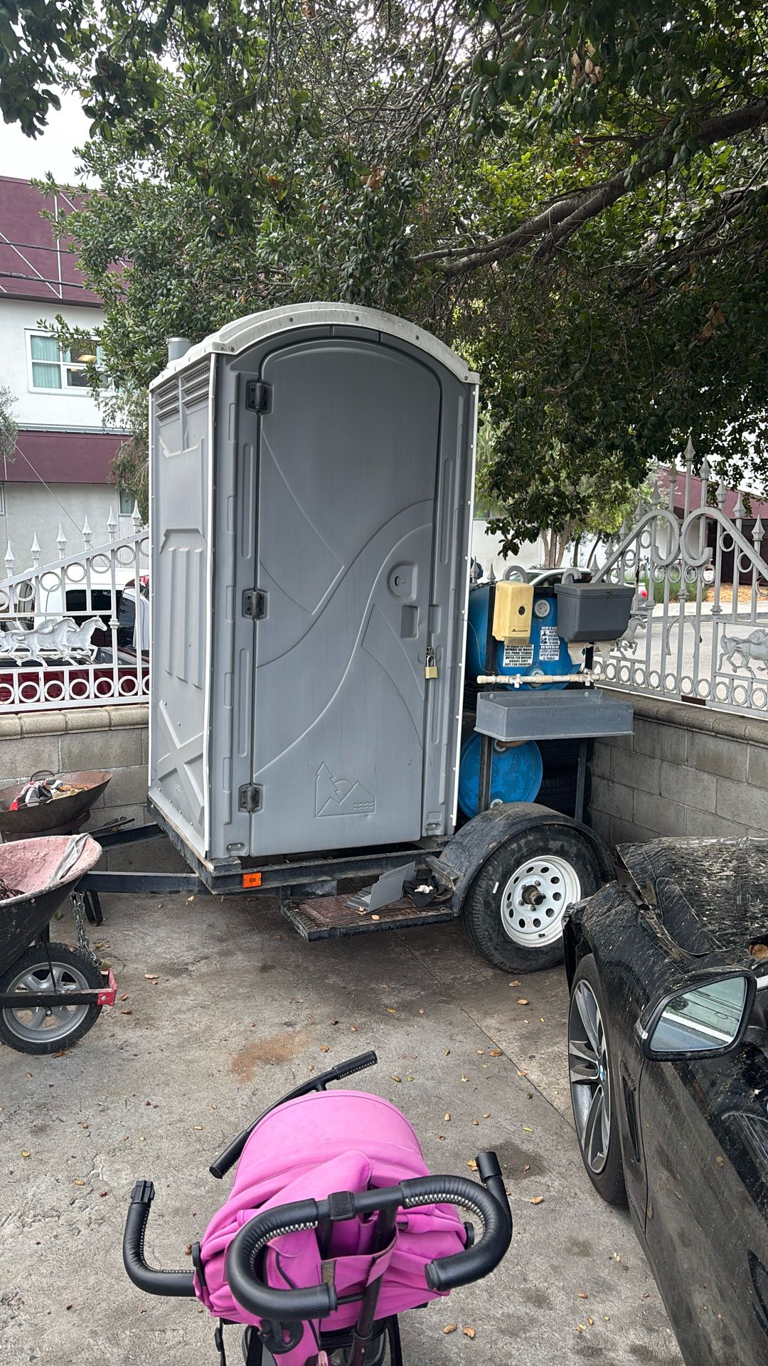 Portable Bathroom 
