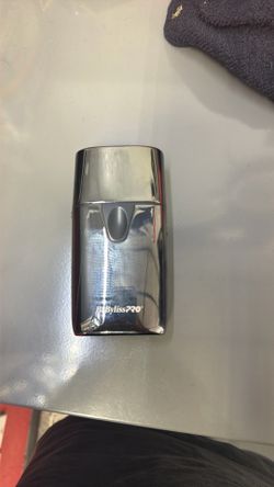 UV babyliss shaver