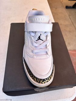 Jordan’s spizike low size 3