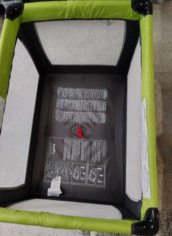 Evenflo babysuite select portable playard for kids. brand new never used. $40.