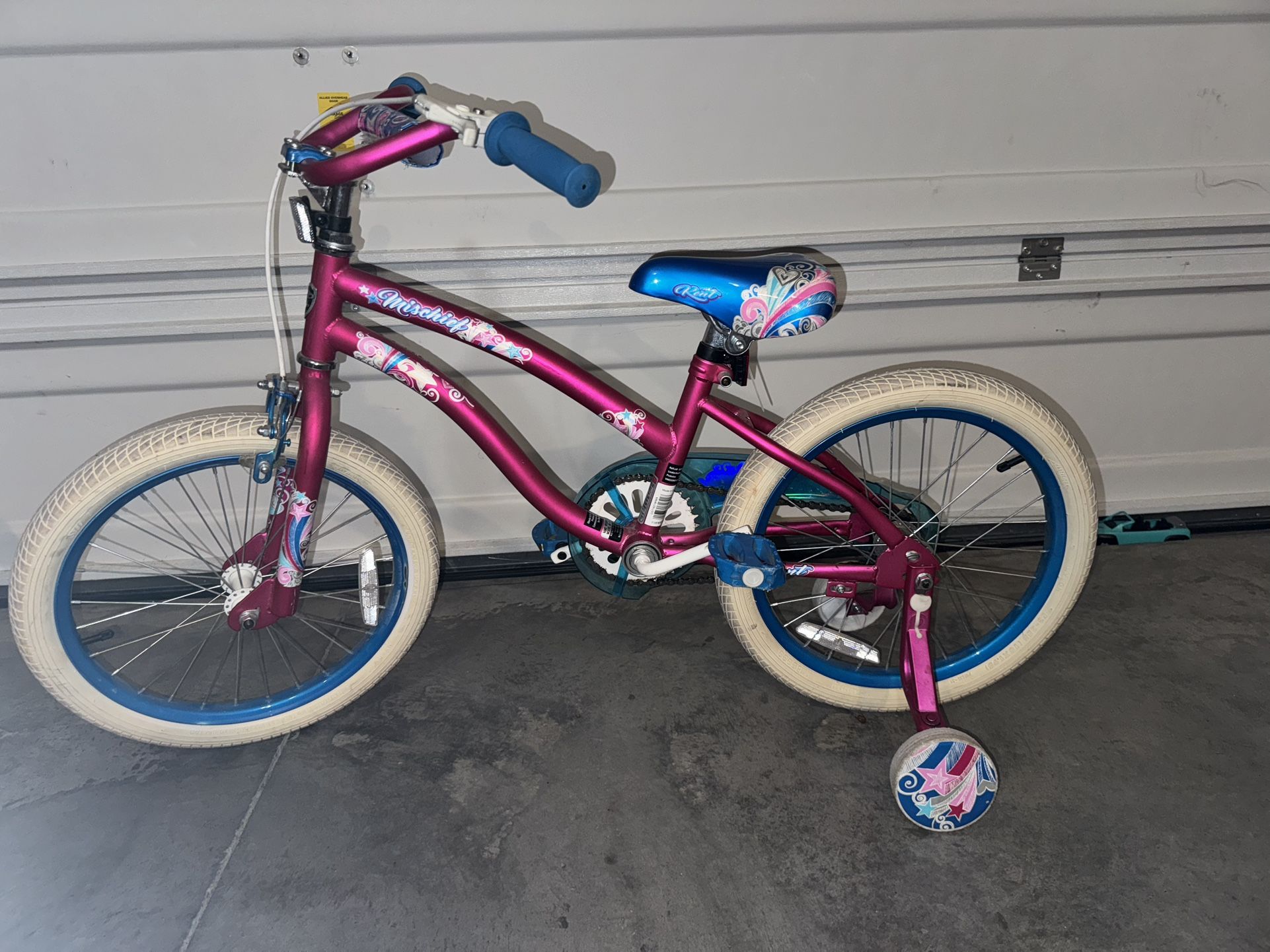 Kids Bike (with Training Wheels)