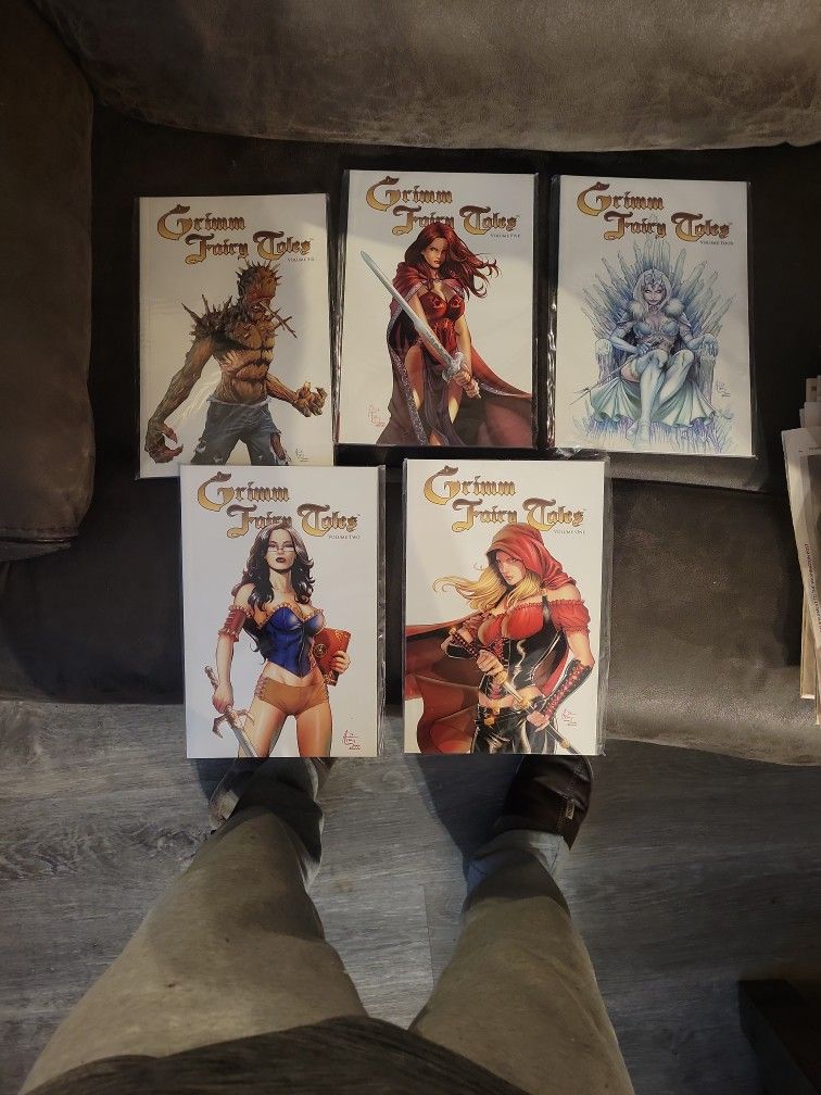 GRIMM FAIRY TALES BOOKS