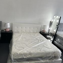 Queen Size Bed frame In White 